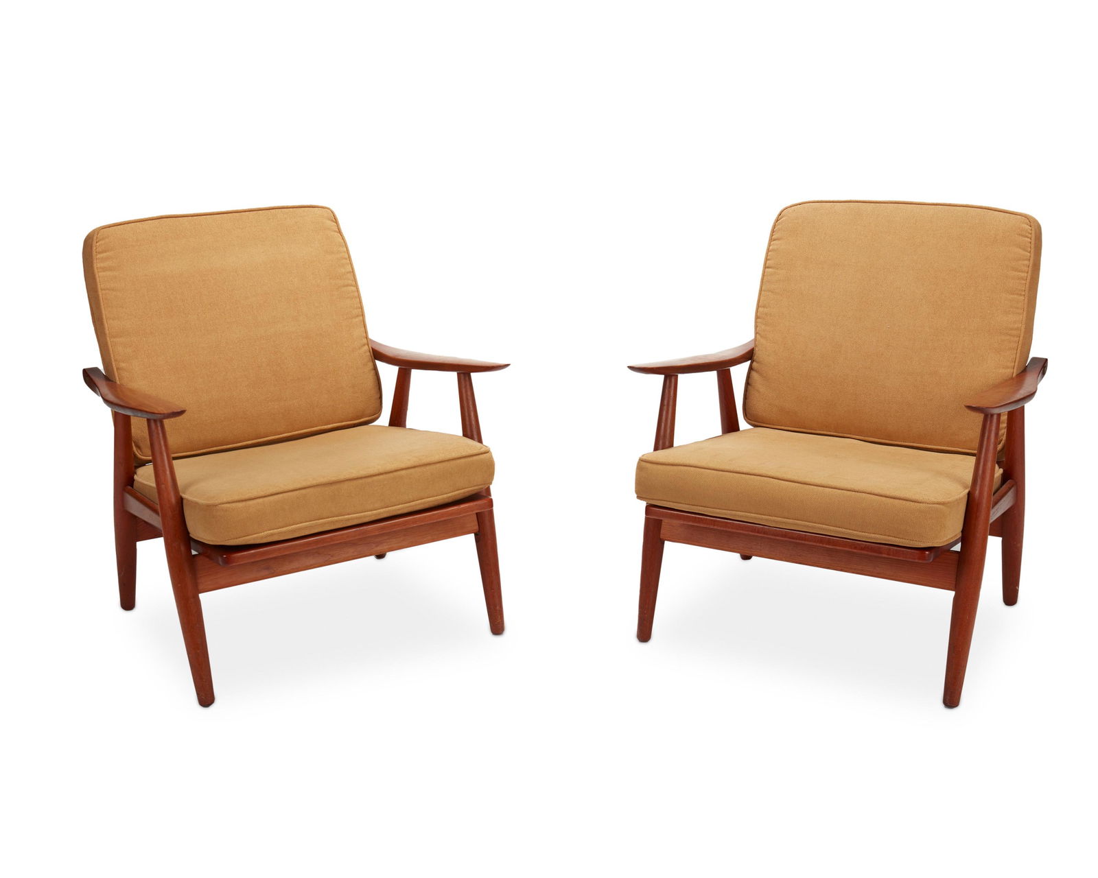 A pair of Hans Jorgensen Wegner lounge chairs, for (1 of 7)