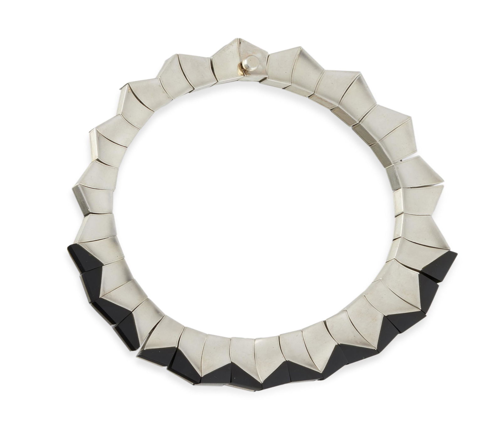 An Antonio Pineda silver and obsidian necklace (1 of 1)