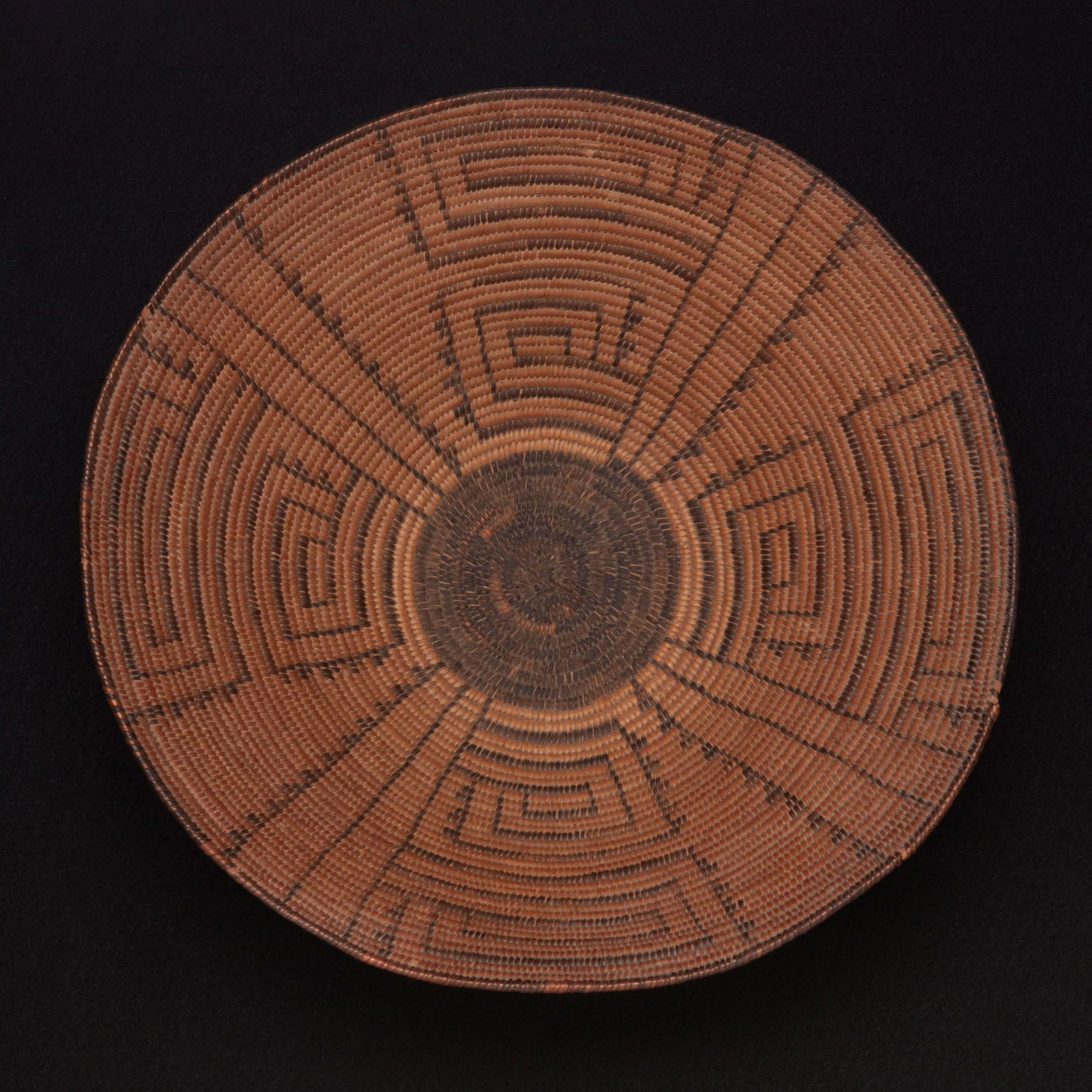 A Pima basket (1 of 4)