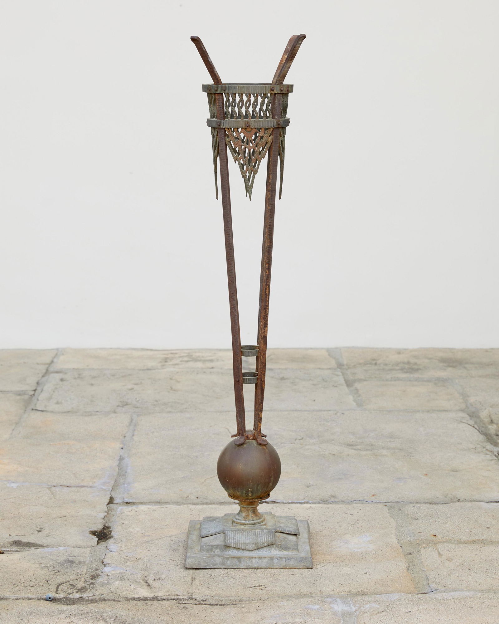 A French Art Deco wrought iron plant stand (1 of 3)