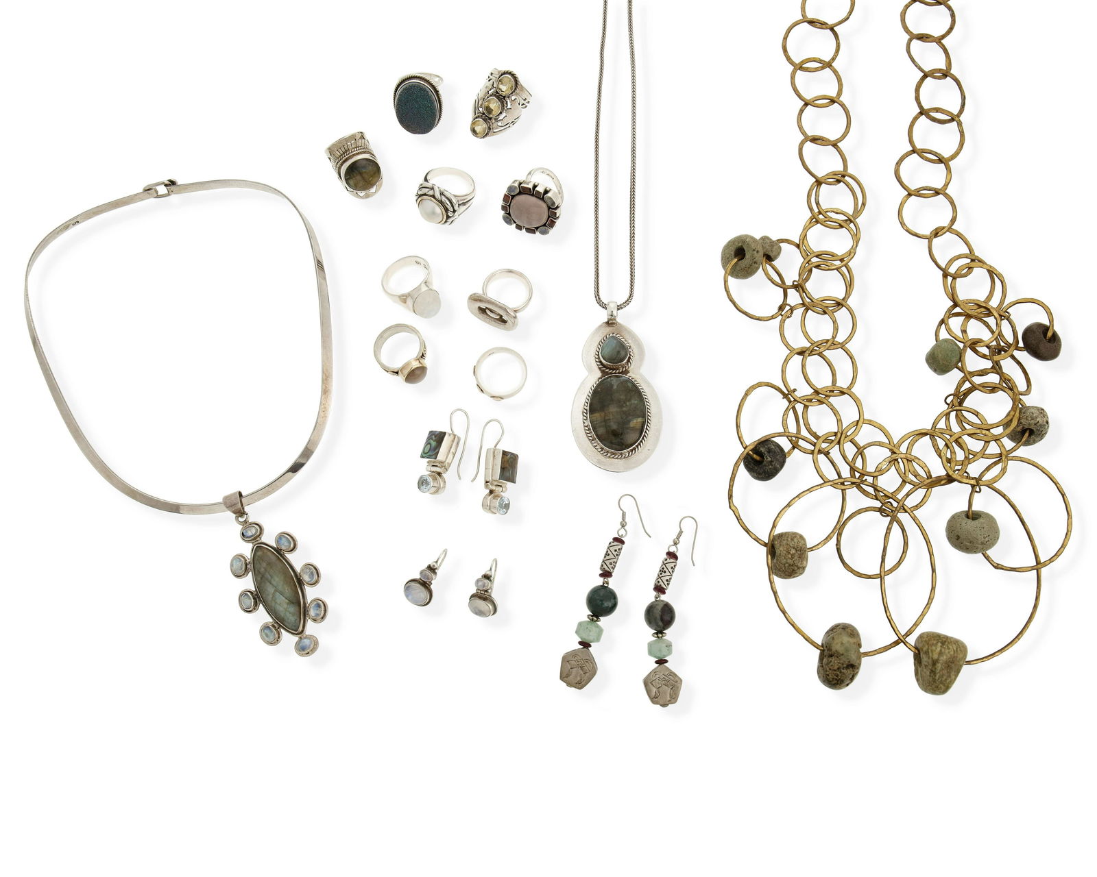A group of jewelry: Late 20th/Early 21st Century Sixteen pieces, comprising a Mexican brass ring link necklace with hardstone beads (Tag stamped: Dona / Mexico; 28.0" L x 5.0" H), a moonstone and labradorite pendant on
