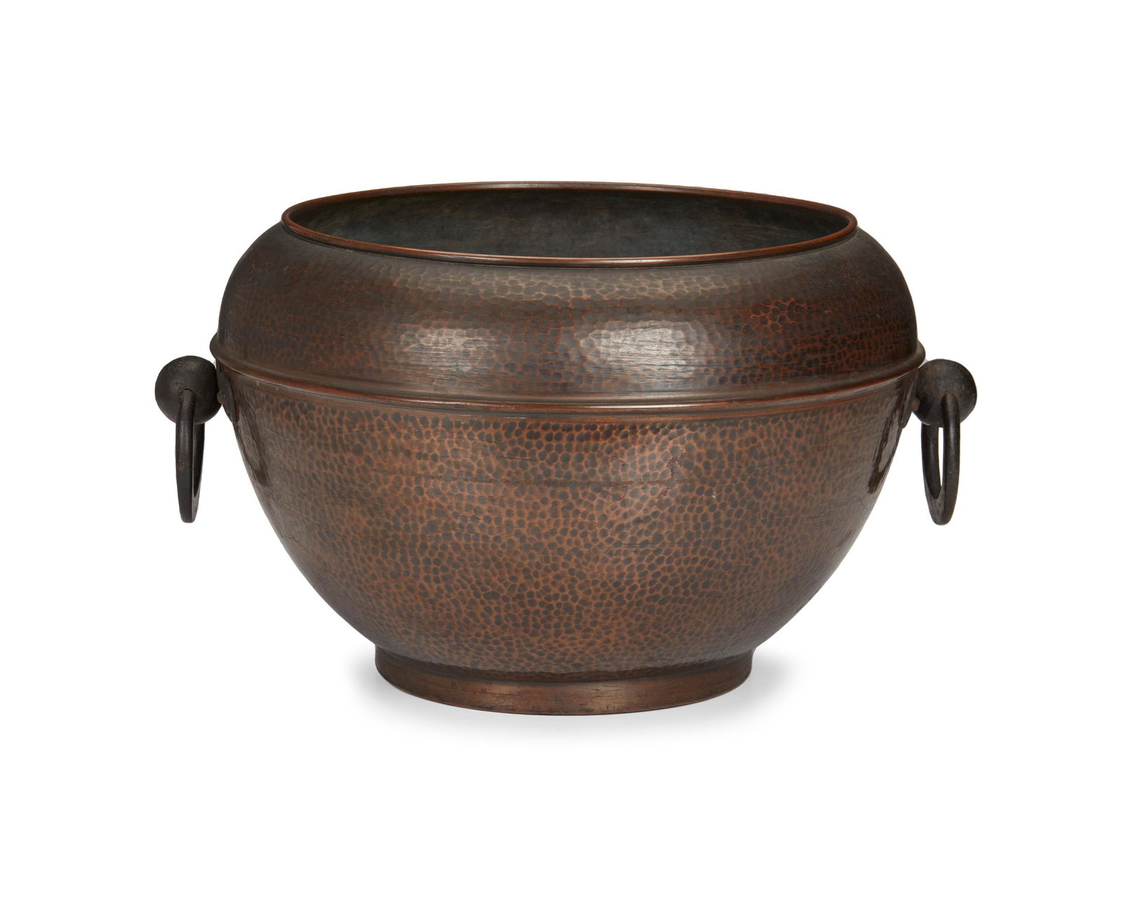 An English Arts & Crafts hammered copper jardiniere (1 of 3)