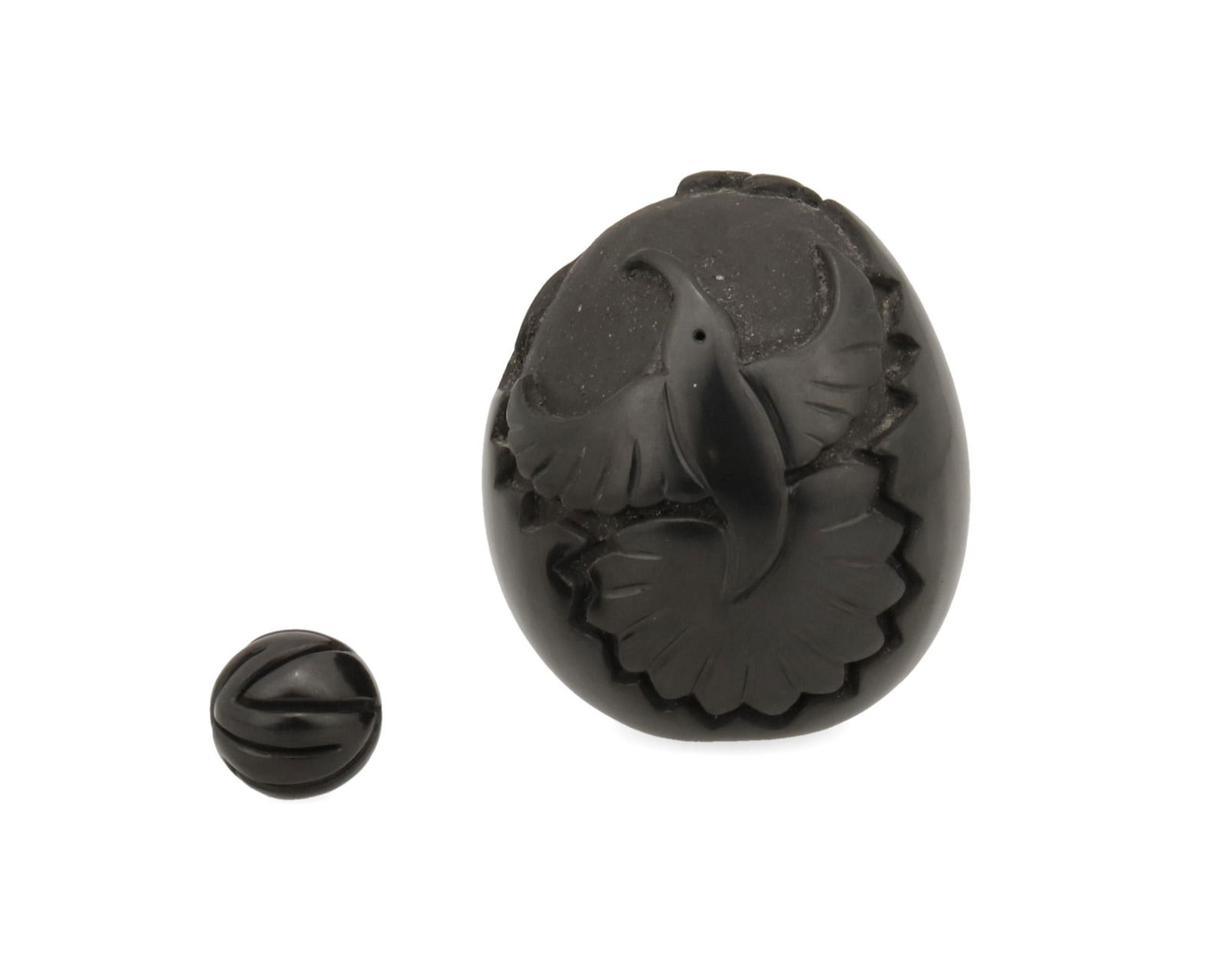 Two Linda Tafoya Santa Clara Pueblo blackware pottery items (1 of 7)