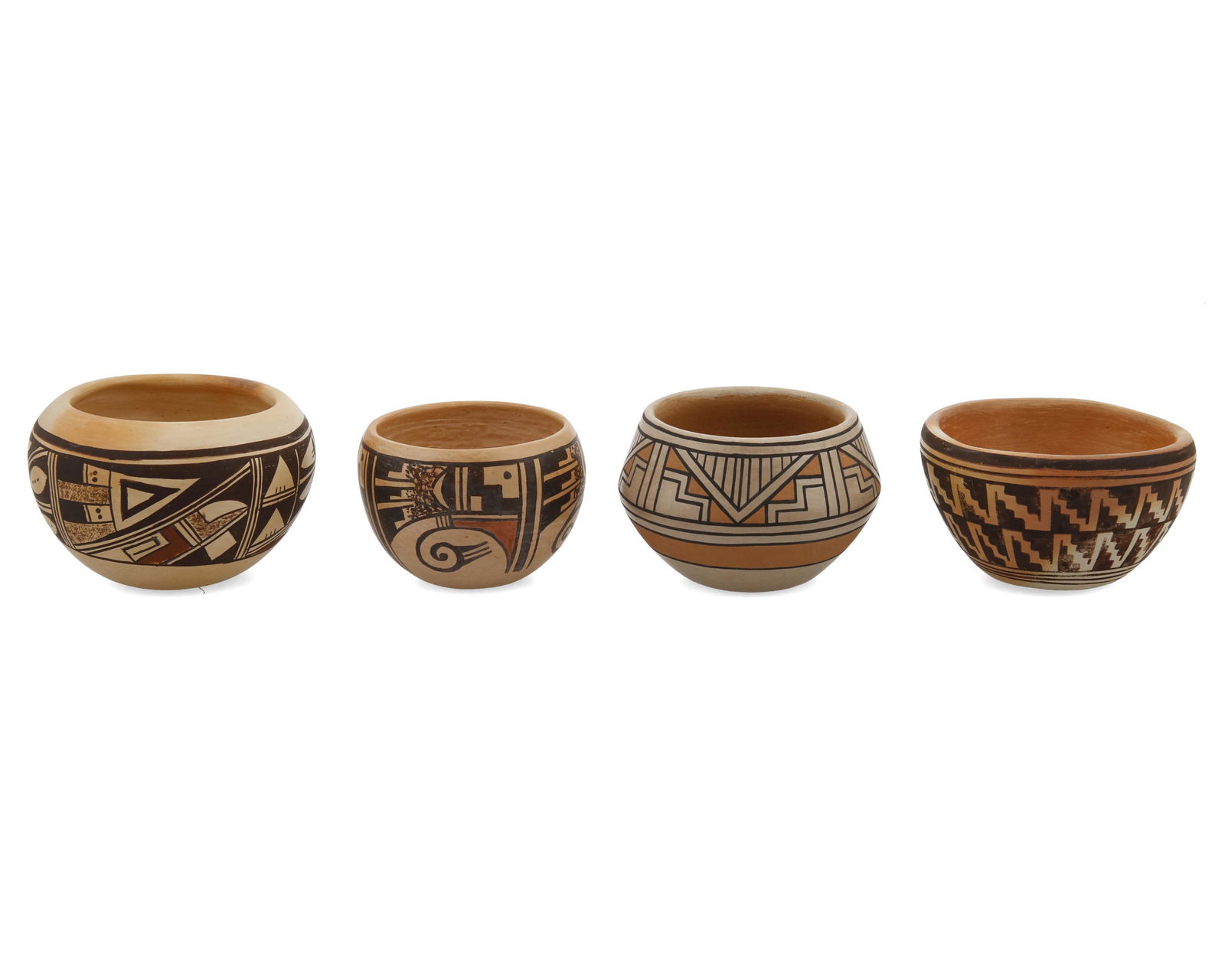 A group of Puebloan pottery vessels (1 of 15)