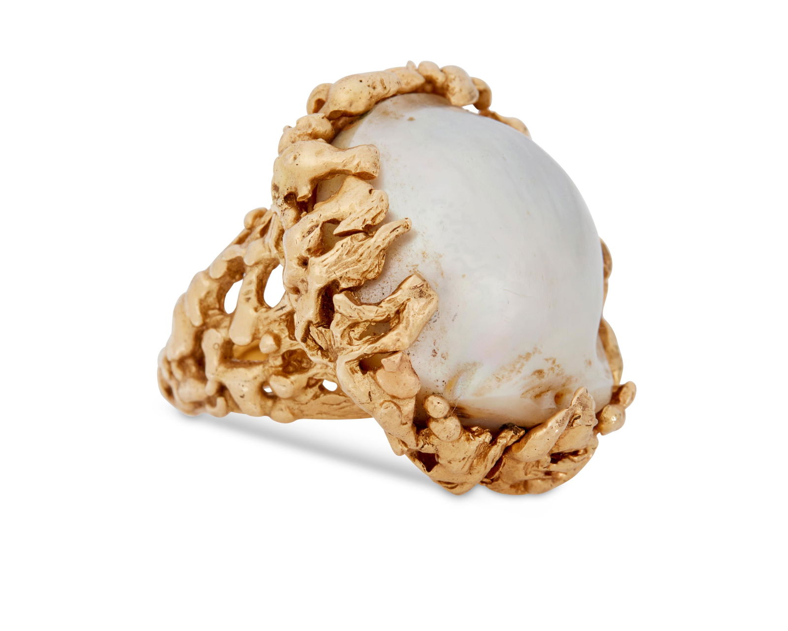 A large 14k gold Mabe pearl ring (1 of 2)