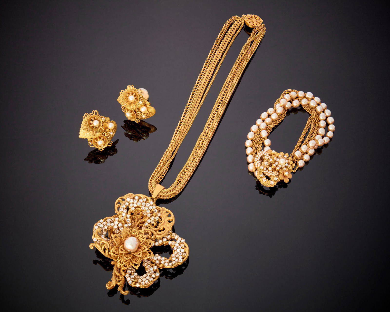 A mixed set of Miriam Haskell jewelry (1 of 2)