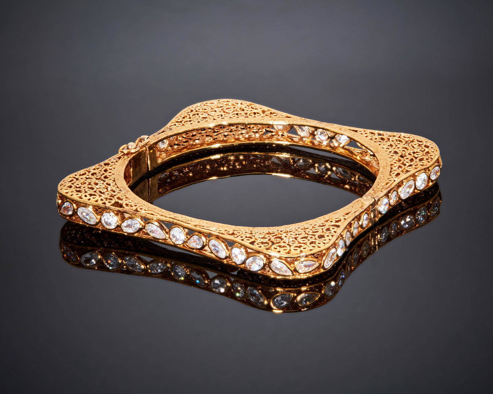 A Jarin filigree vermeil bangle (1 of 3)