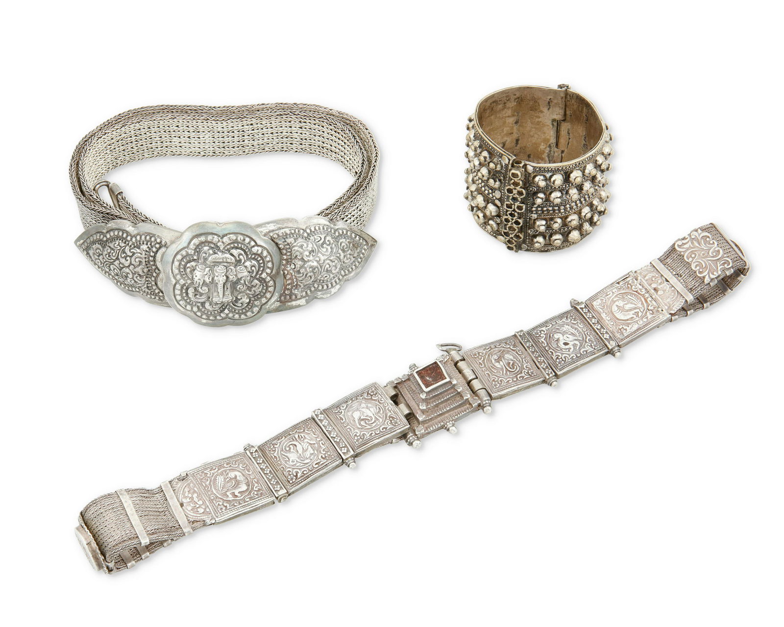 A group of silver jewelry and accessories (1 of 2)