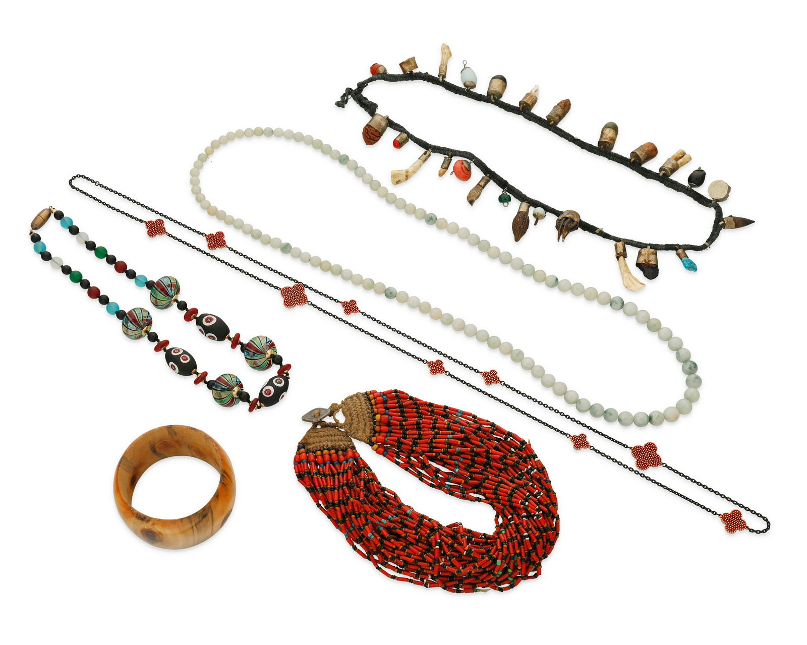 A mixed group of costume jewelry (1 of 1)