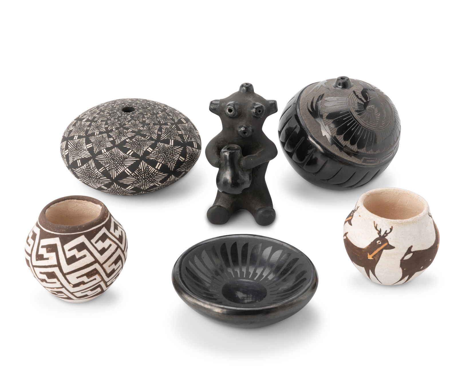 A group of Southwest Native American ceramics (1 of 7)