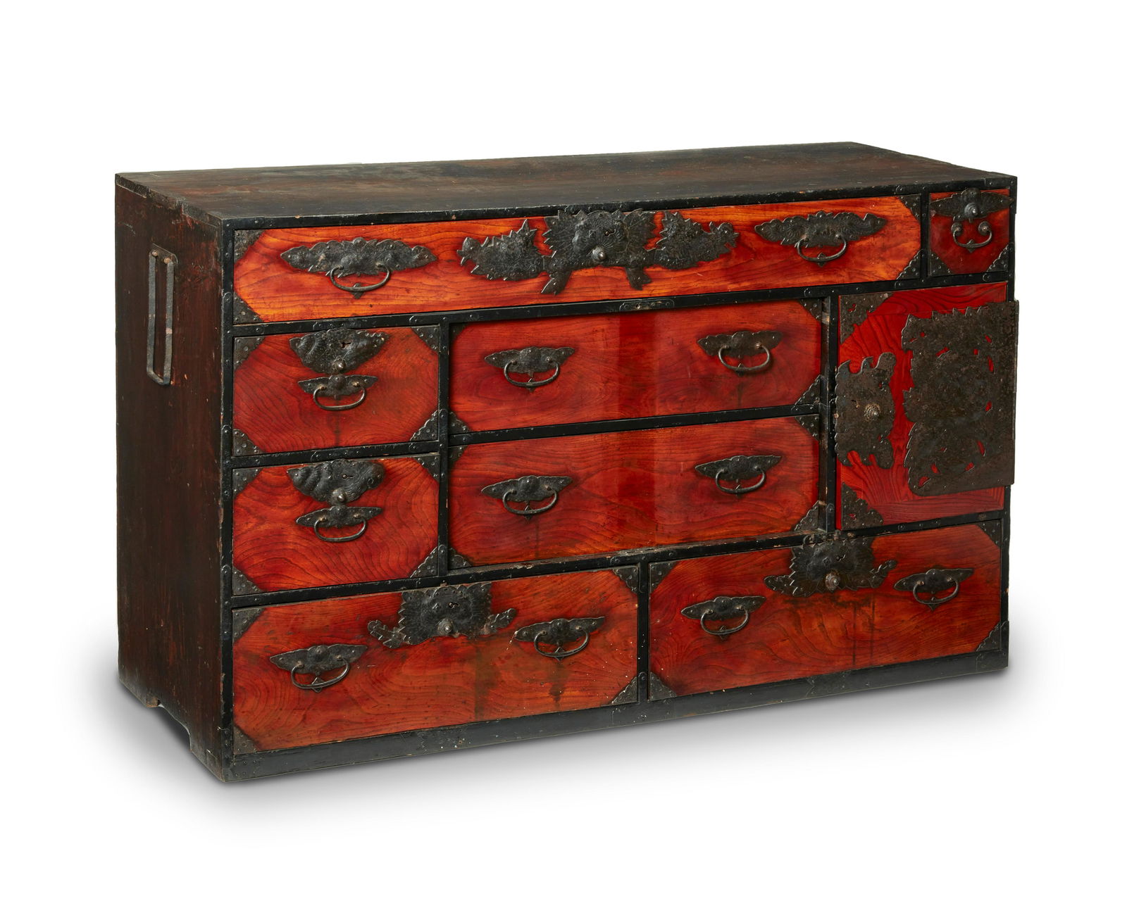 A Japanese tansu chest (1 of 12)