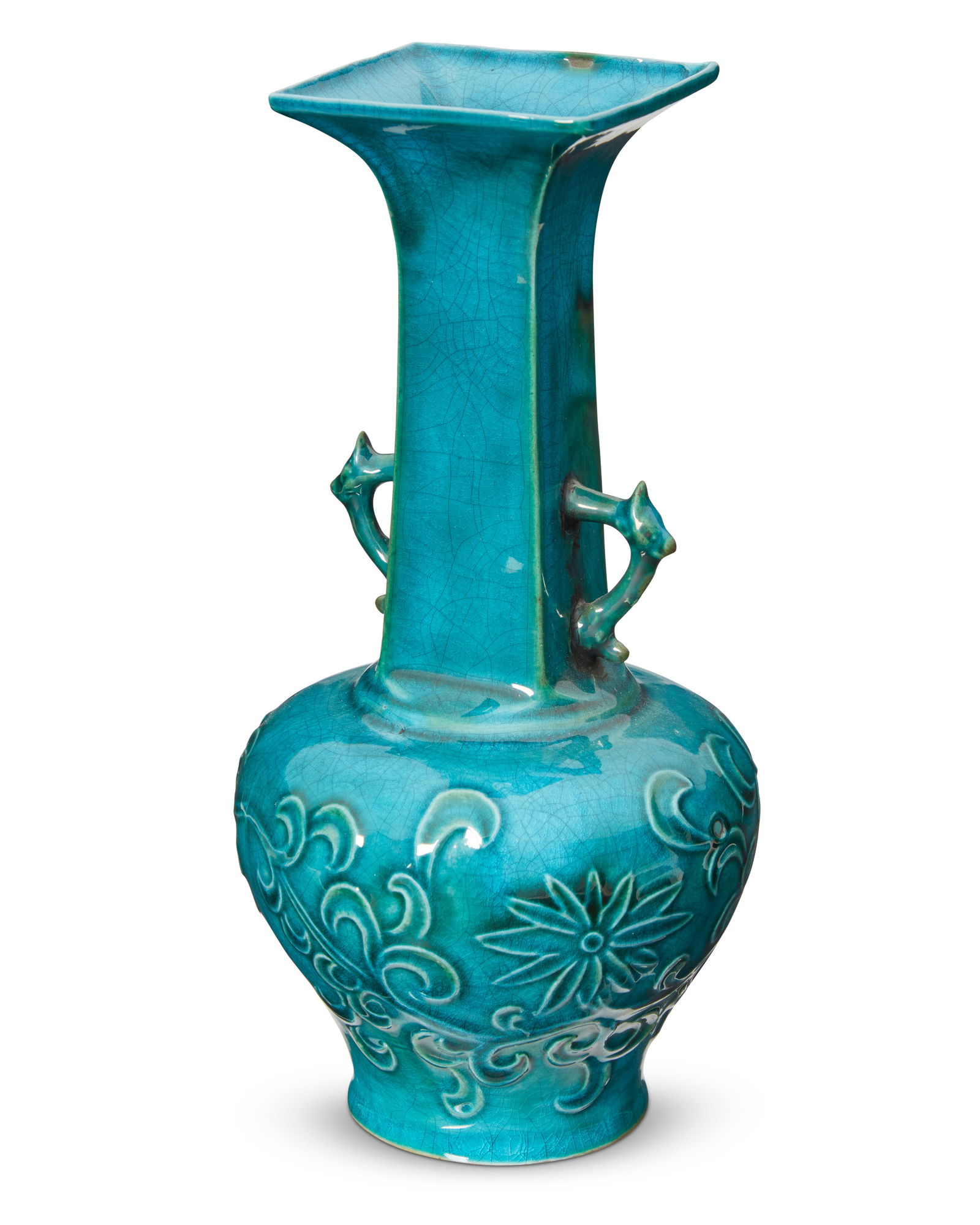 A Chinese Export blue glazed porcelain vase (1 of 3)