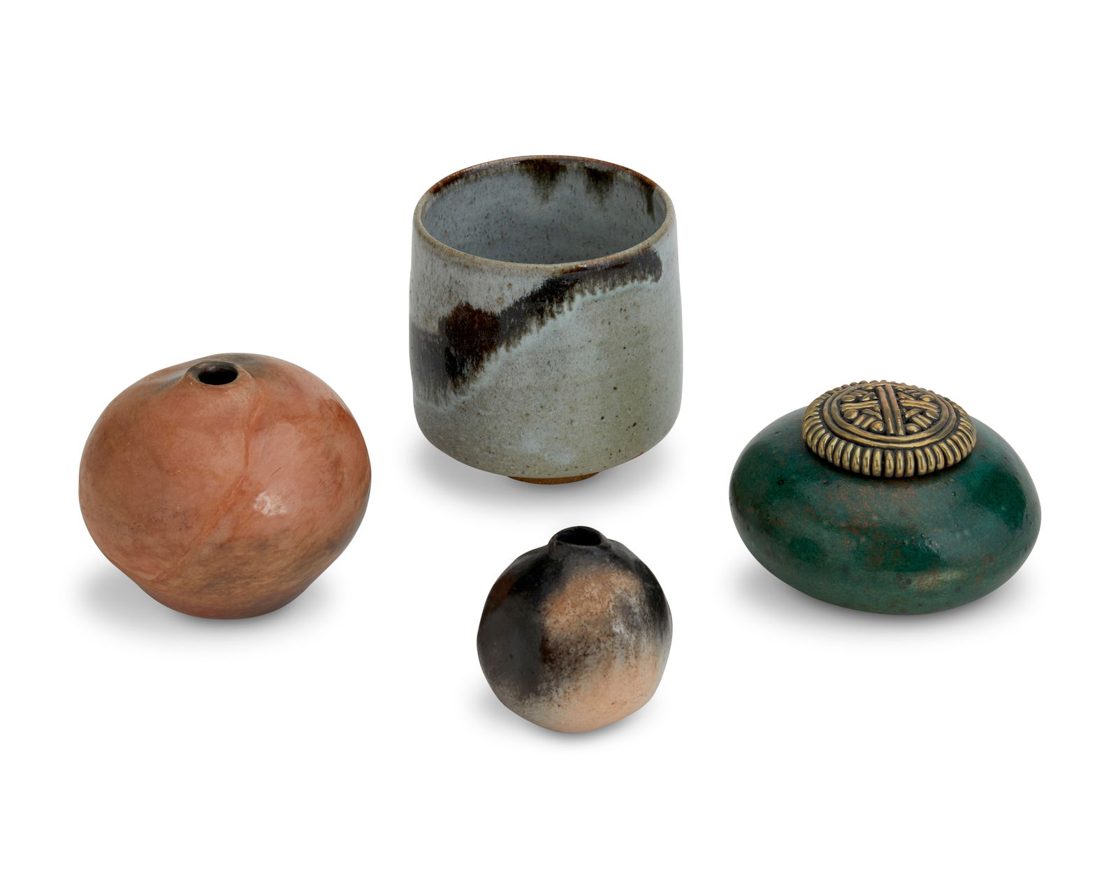 A group of pottery vessels (1 of 5)