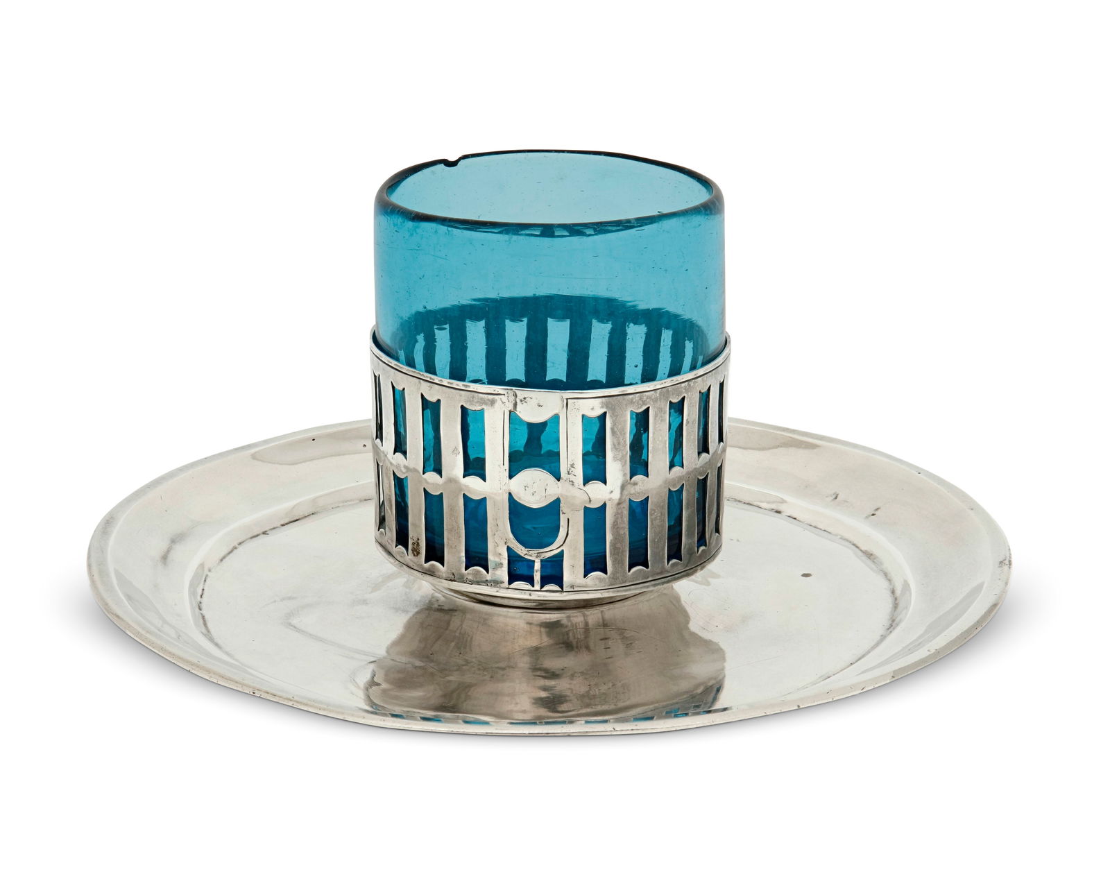 A Spanish Colonial silver dish and cup (1 of 3)