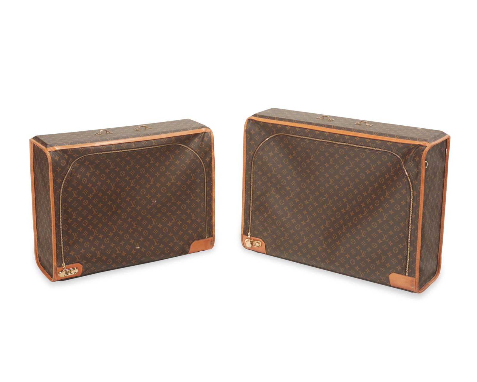 A Pair of Vintage Louis Vuitton Monogram Travel Cases (1 of 19)