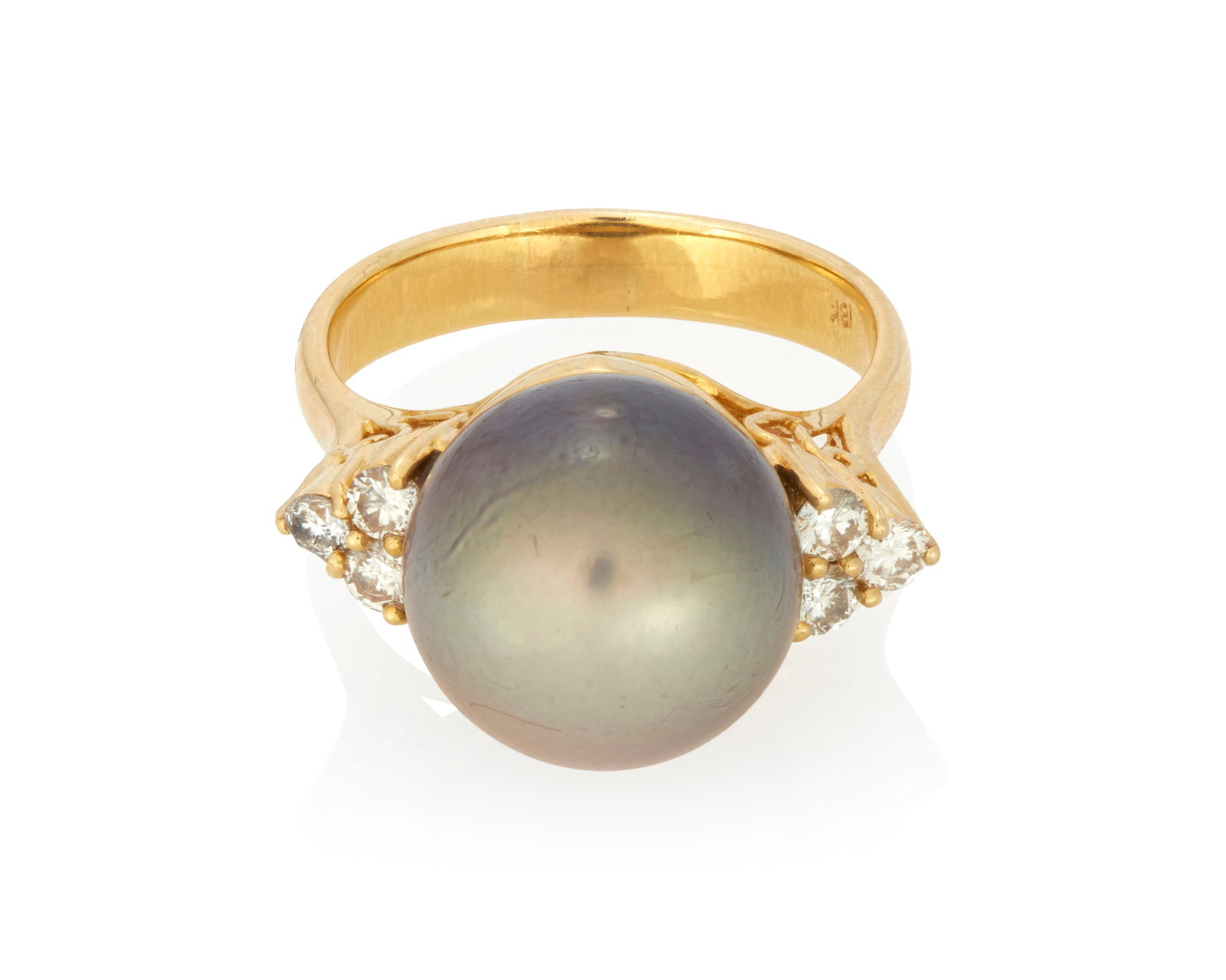 A Grey Cultured Pearl Ring (1 of 3)