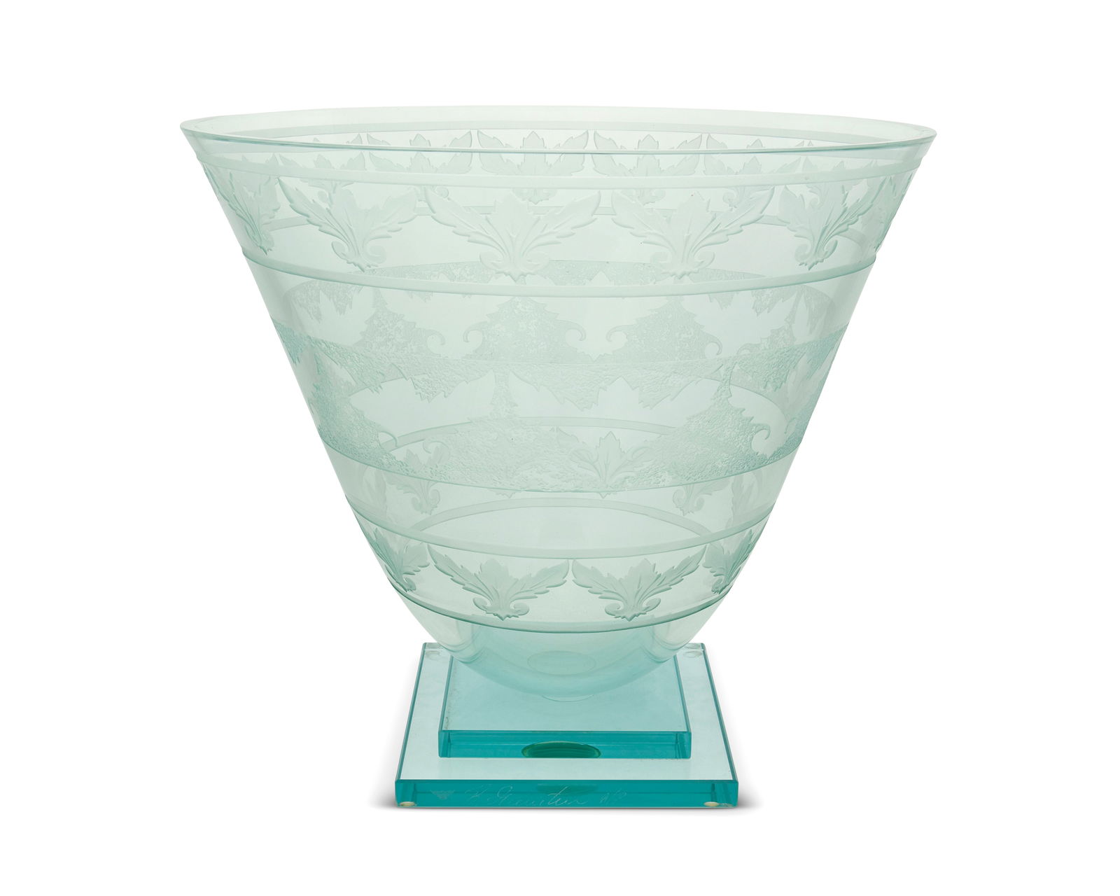 A Robert Guenther "Lifestyle Bowl" centerpiece (1 of 2)