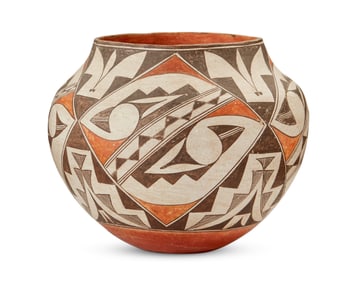 An Acoma Pueblo polychrome pottery olla