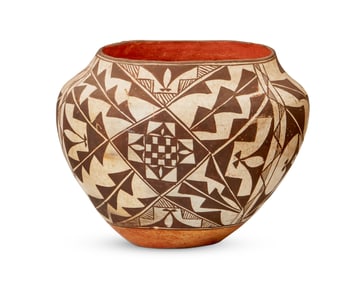 An Acoma/Laguna Pueblo polychrome pottery olla