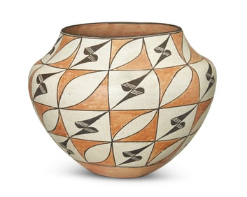 An Acoma Pueblo polychrome pottery olla