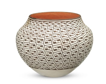 Grace Chino (1929-1994, Acoma Pueblo), An Anasazi Revival pottery olla, mid-20th century