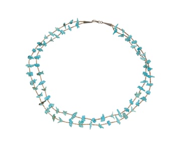 A fine Zuni Pueblo-style turquoise fetish necklace