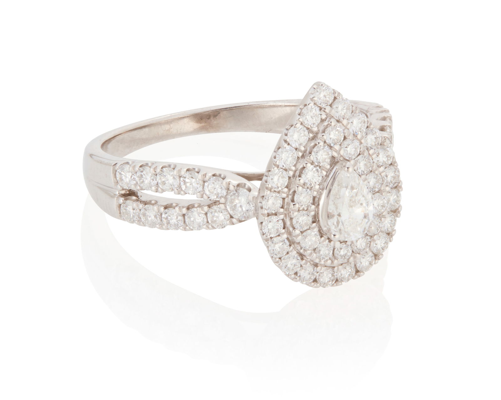 A Diamond Ring (1 of 2)