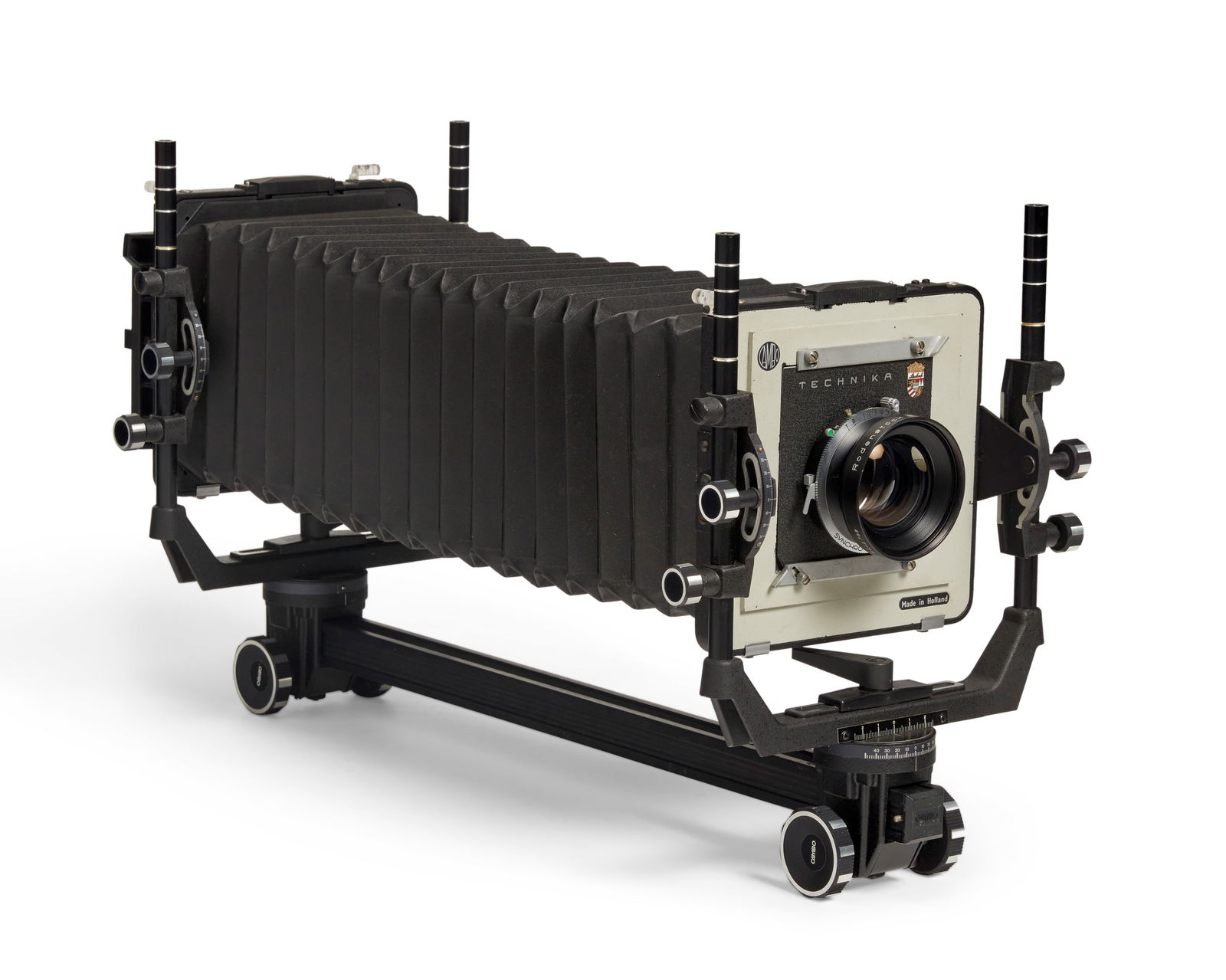 A Linhof Technika 4x5 bellows camera (1 of 4)