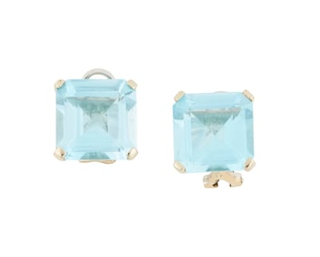 A Pair of 18K White Gold and Aquamarine Earrings