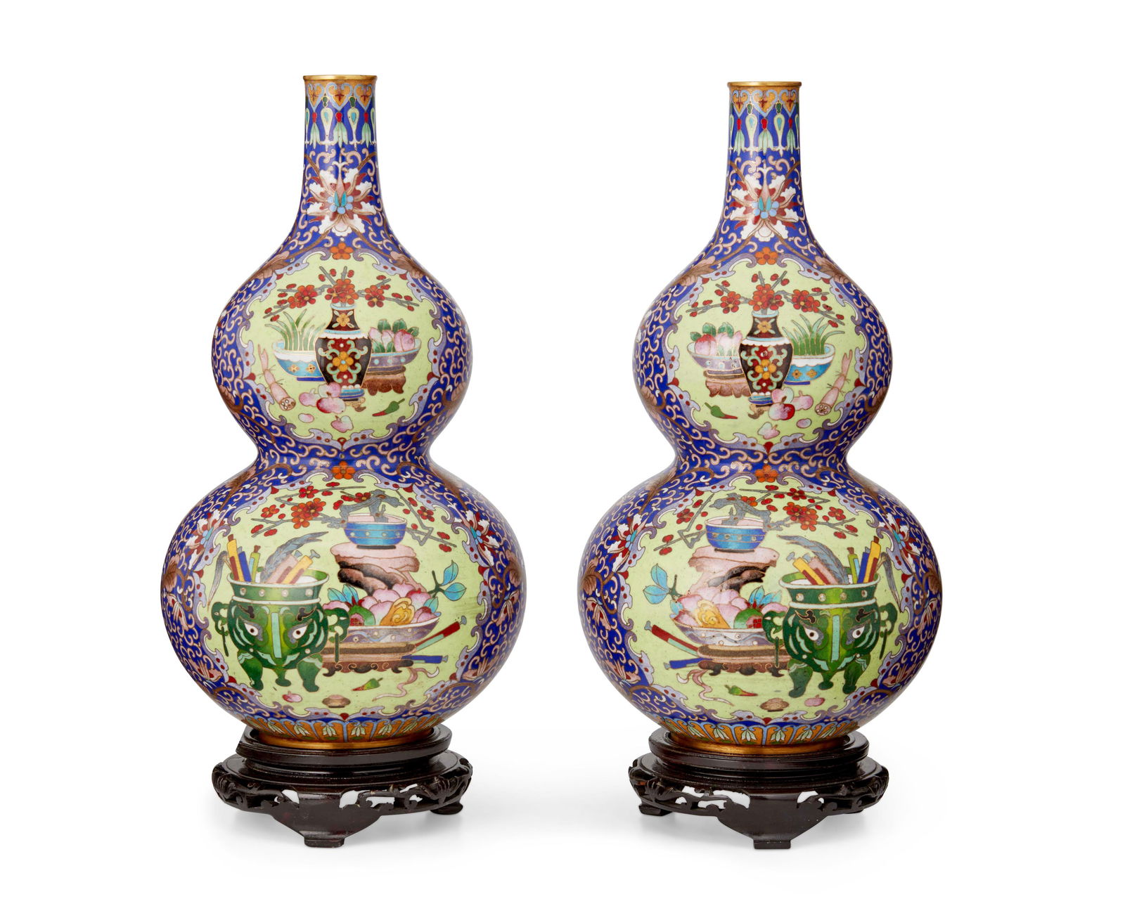 A pair of Chinese cloisonne vases (1 of 3)
