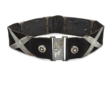 A Hector Aguilar "Georgia O'Keefe" concho belt
