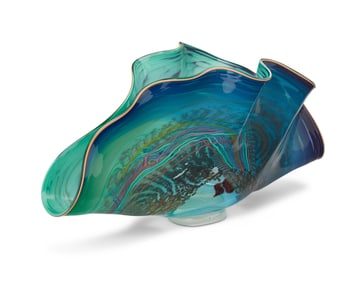Chris Hawthorne and James Nowak (b. 1953 and b. 1956), An "aquarium" centerpiece art glass