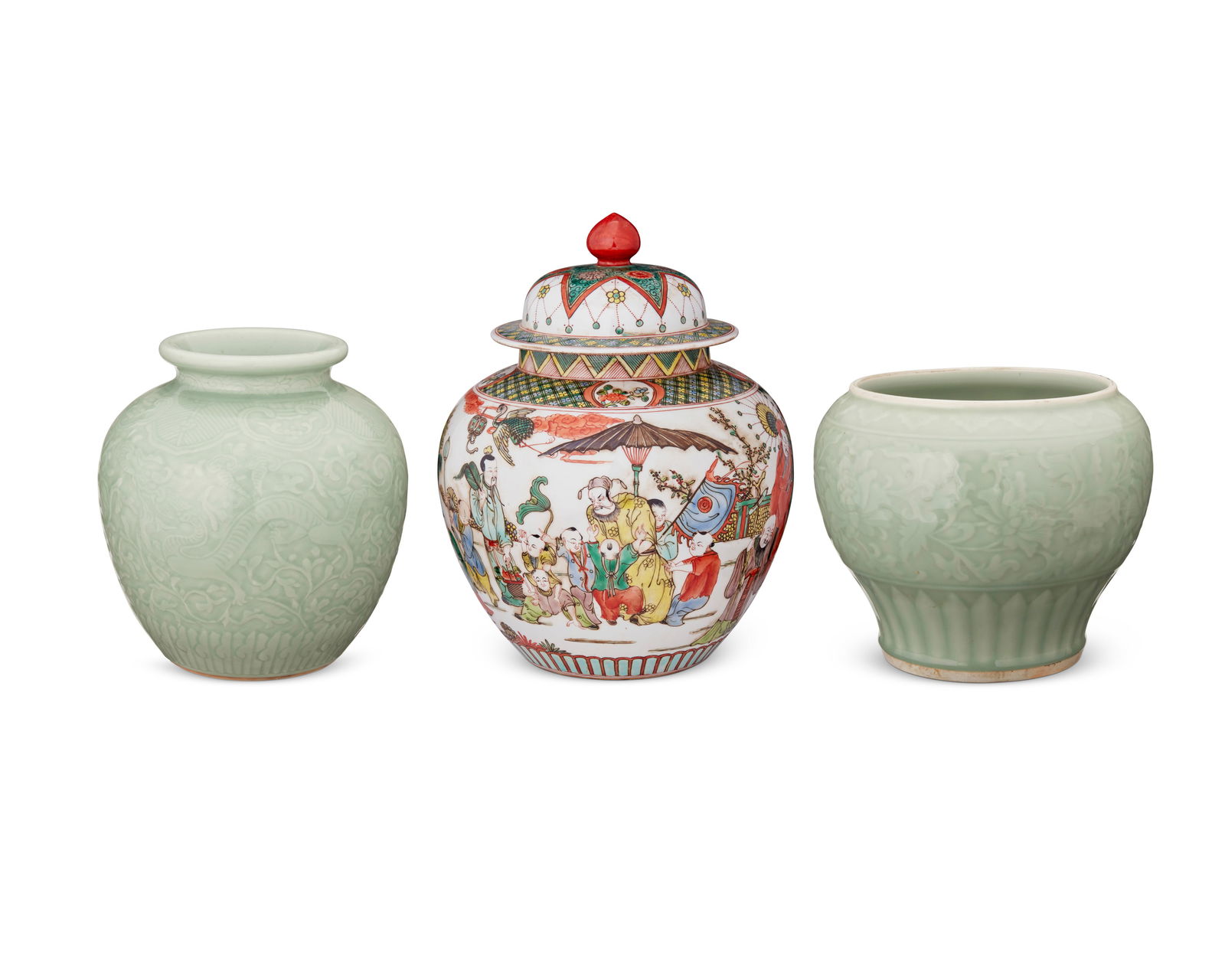 Three Chinese porcelain vessels (1 of 16)