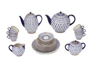 A Lomonosov "Cobalt Net" porcelain tea service
