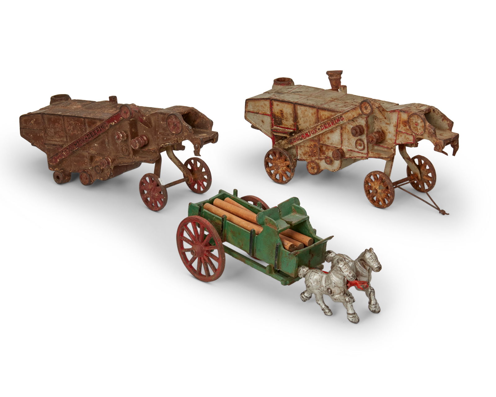 A group of cast iron farm toys (1 of 10)