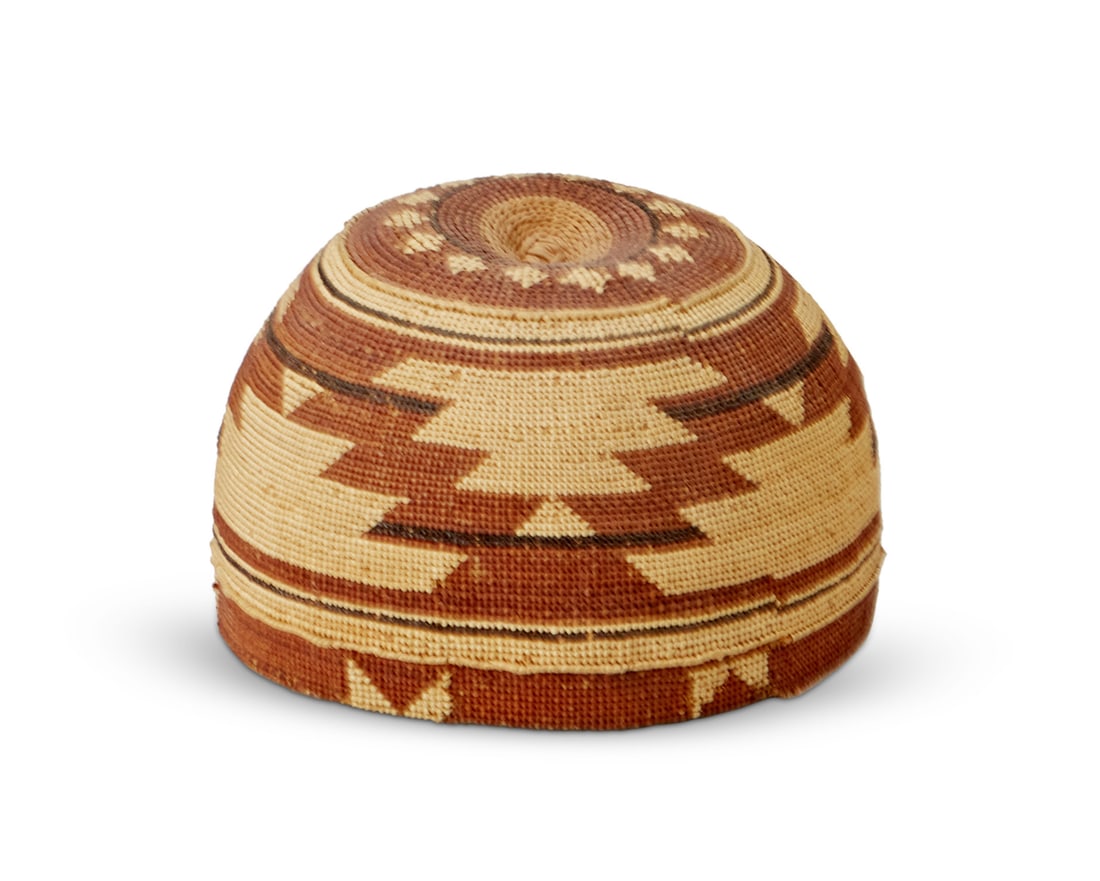 A Hupa/Yurok/Karuk polychrome basketry hat