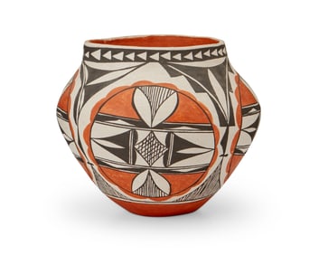 An Acoma Pueblo polychrome pottery olla