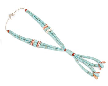A large Kewa/Santo Domingo Pueblo turquoise necklace