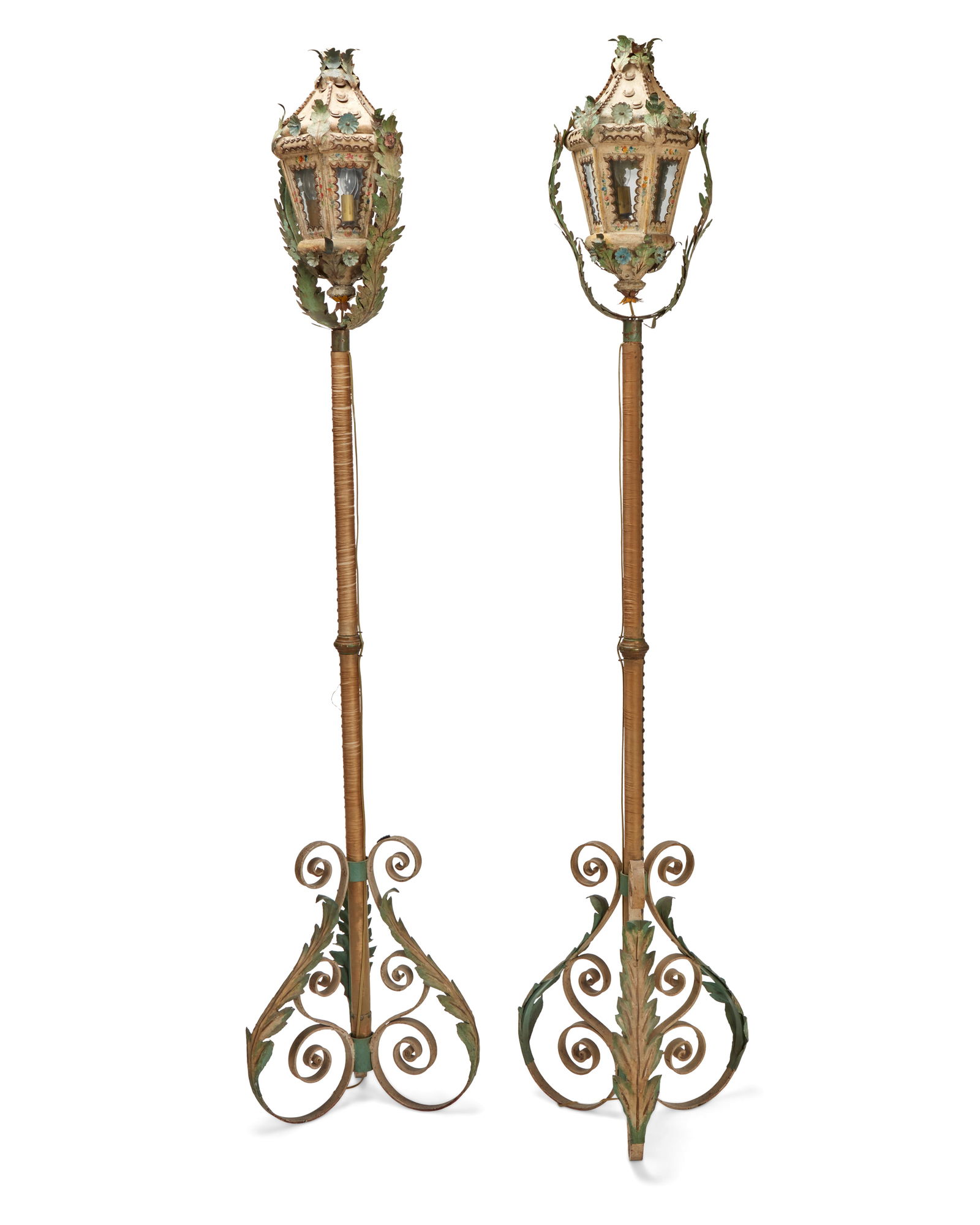 A pair of Venetian-style tole lanterns (1 of 8)