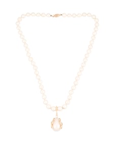 A 14K Gold and Cultured pearl Necklace
