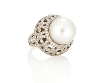An 18K White Gold, Cultured Pearl and Diamond Ring