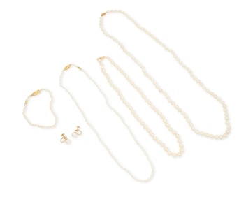 A Group of Cultured Pearl Jewelry