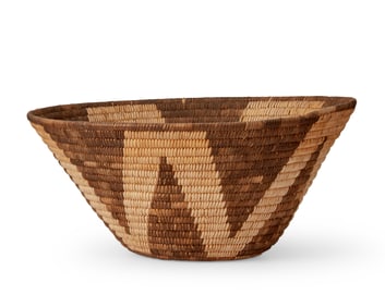 A Pima basketry bowl