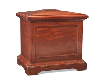 A George III-style mahogany cellarette