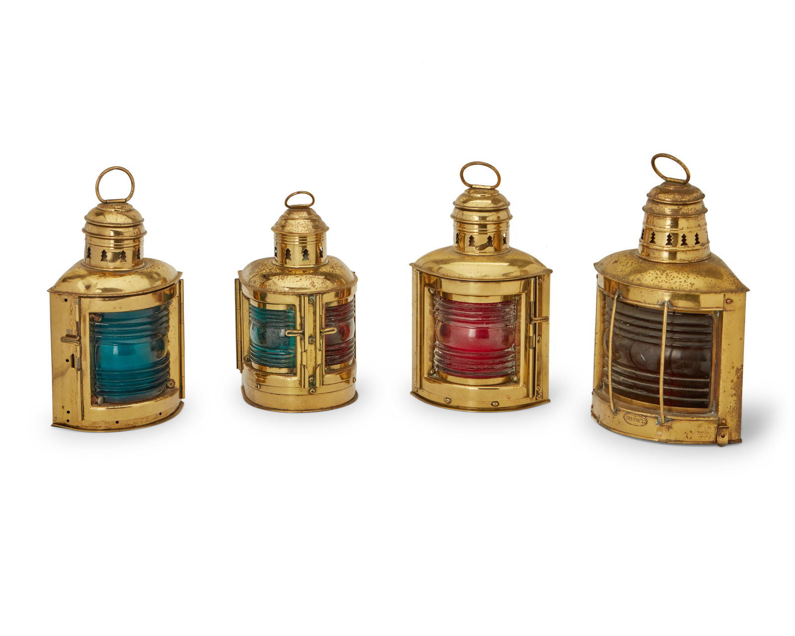 Four nautical navigational lanterns (1 of 6)