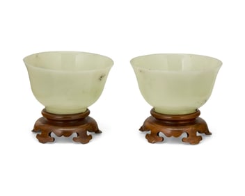 A pair of Chinese carved jade bowls