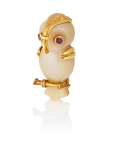 Cartier: An 18K Gold and Mother-of-Pearl Owl Brooch
