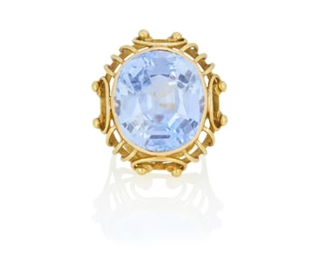 An 18K Gold and Sapphire Ring
