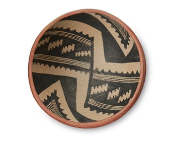A Gila polychrome pottery bowl