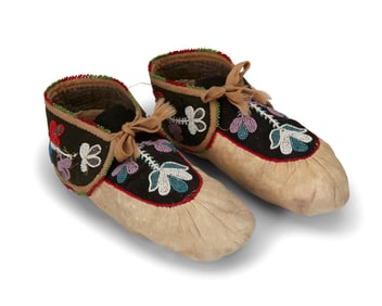 A pair of Woodlands beaded moccasins